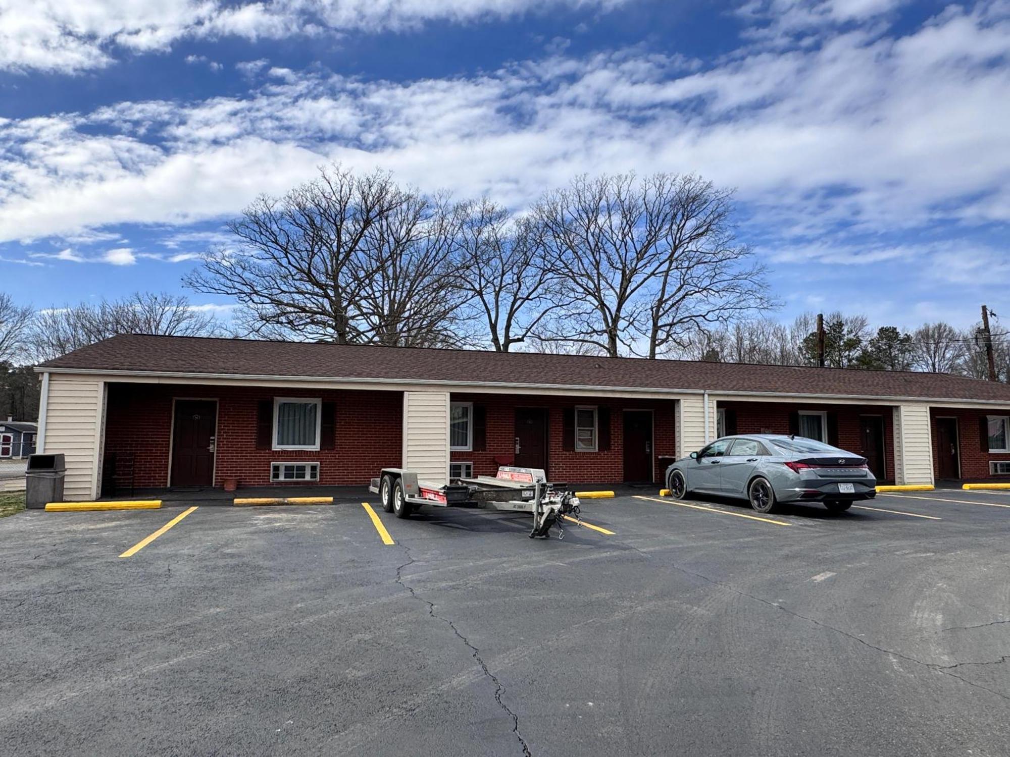 Oyo Palm Leaf Motel Ashland Buitenkant foto