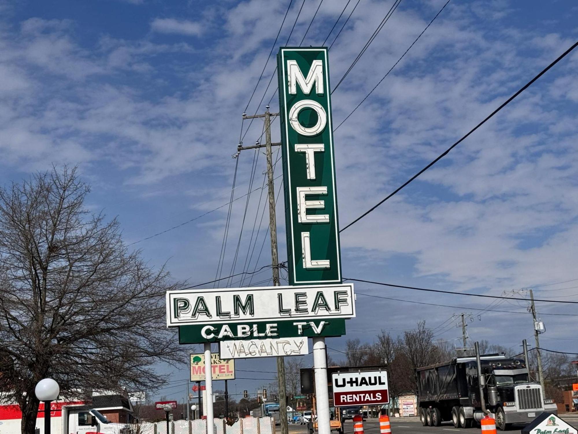 Oyo Palm Leaf Motel Ashland Buitenkant foto